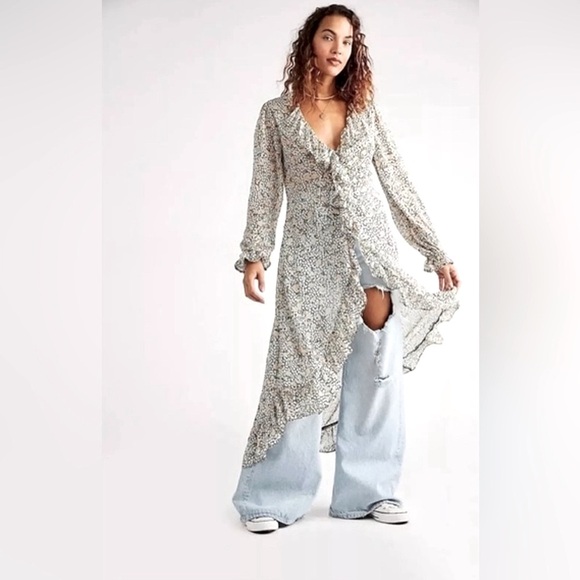 Free People Tops - Free People Gigi Floral Maxi Tunic Top
